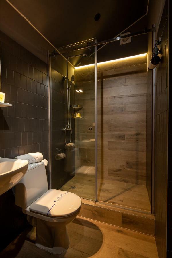 Poet Apartments Одесса Экстерьер фото